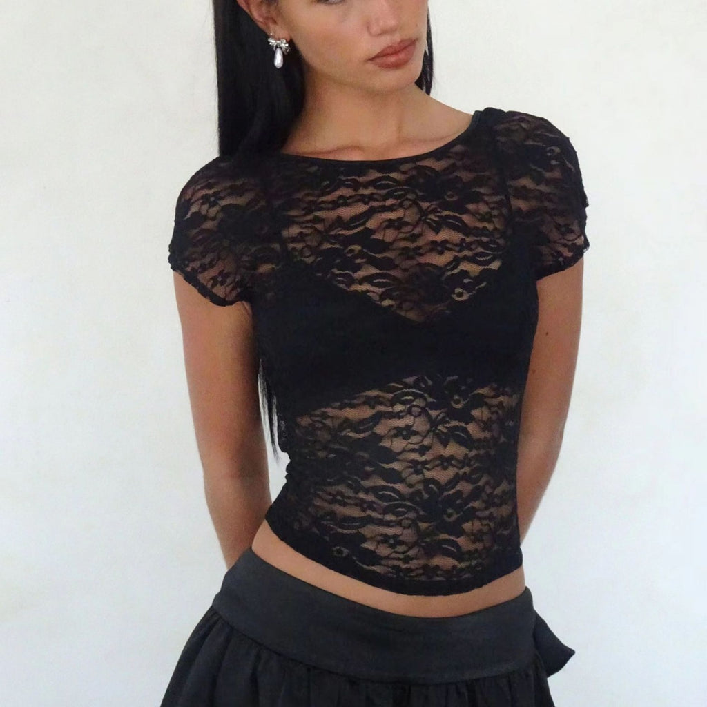 Lace Noir